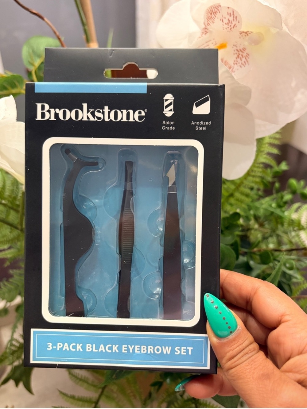 Brookstone NIB Black 3-Pack Eyebrow Tool Set with Tweezer & Seahorse Clip - Picture 4 of 5